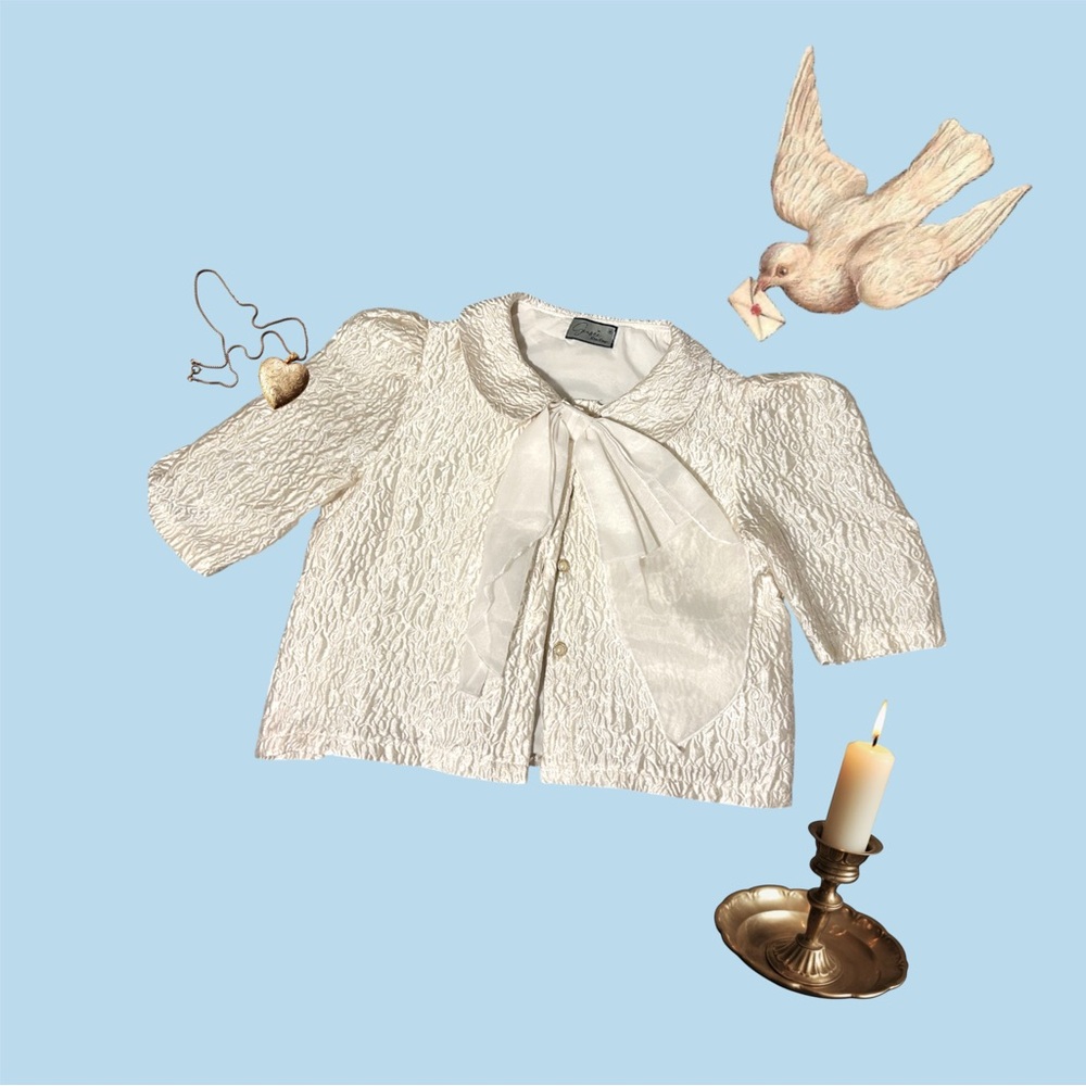 Vintage 1960s cream ivory bed jacket. coquette lana del rey 60s cardigan bow